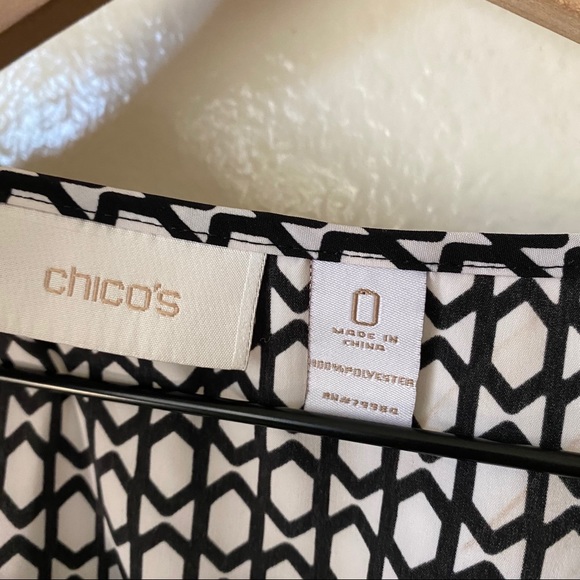 Chico’s | Geometric Print Tank - Picture 3 of 6